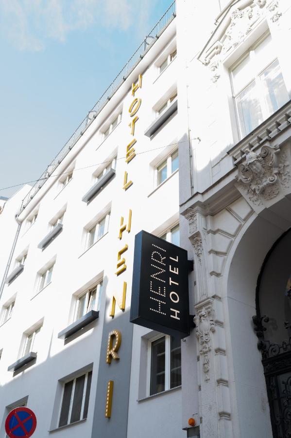 Henri Hotel Wien Siebterbezirk エクステリア 写真
